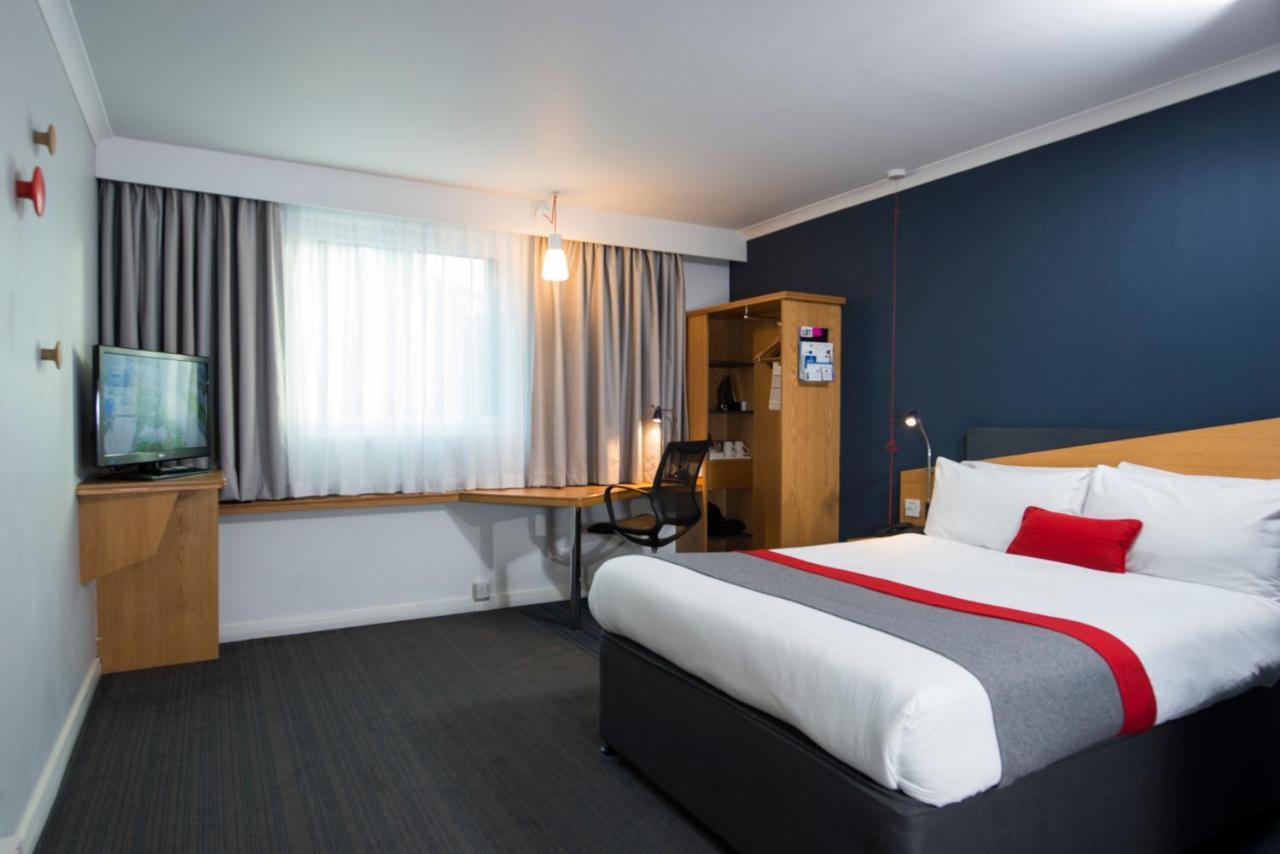 Holiday Inn Express Birmingham Oldbury By Ihg Oldbury (West Midlands) Exterior foto