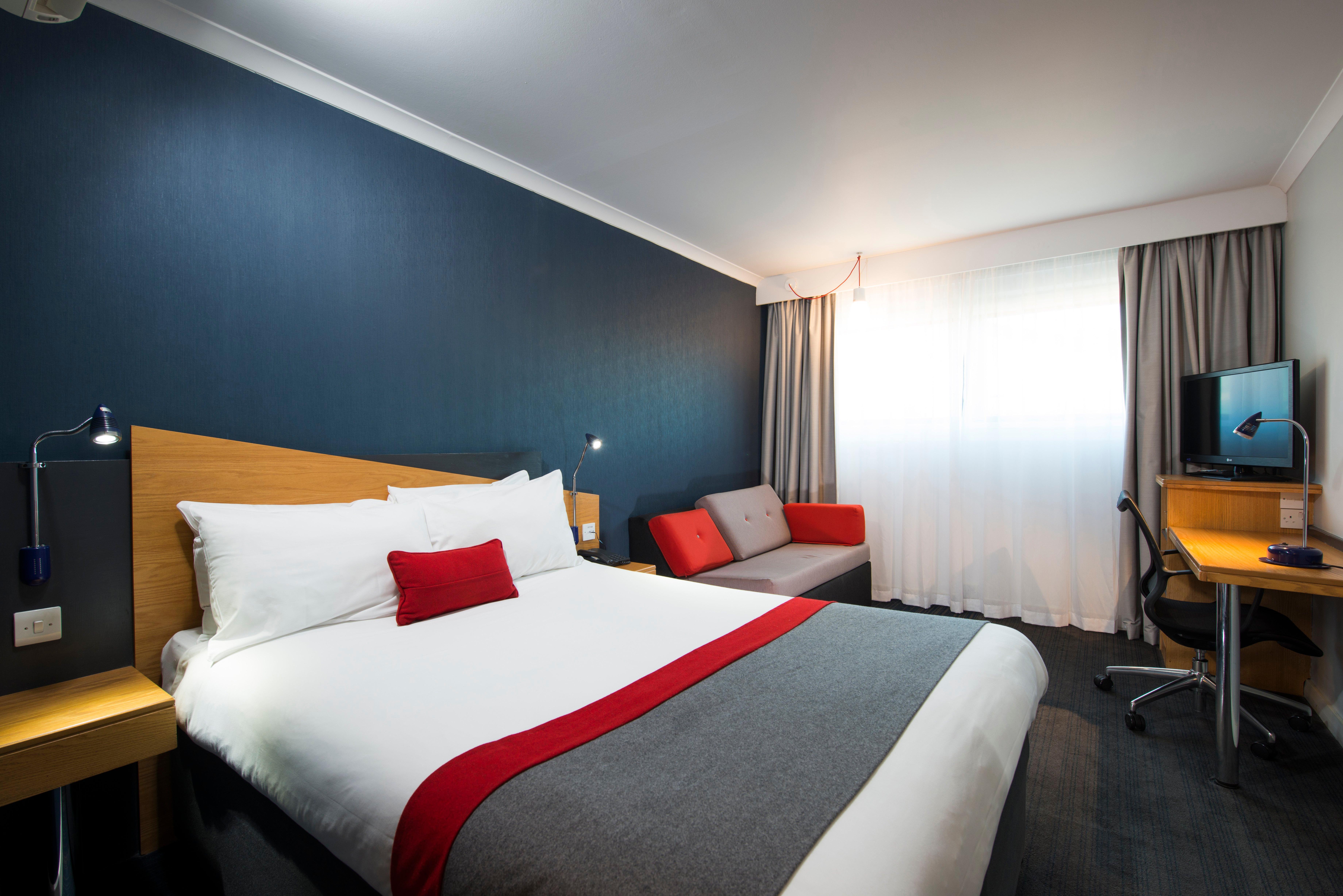 Holiday Inn Express Birmingham Oldbury By Ihg Oldbury (West Midlands) Exterior foto