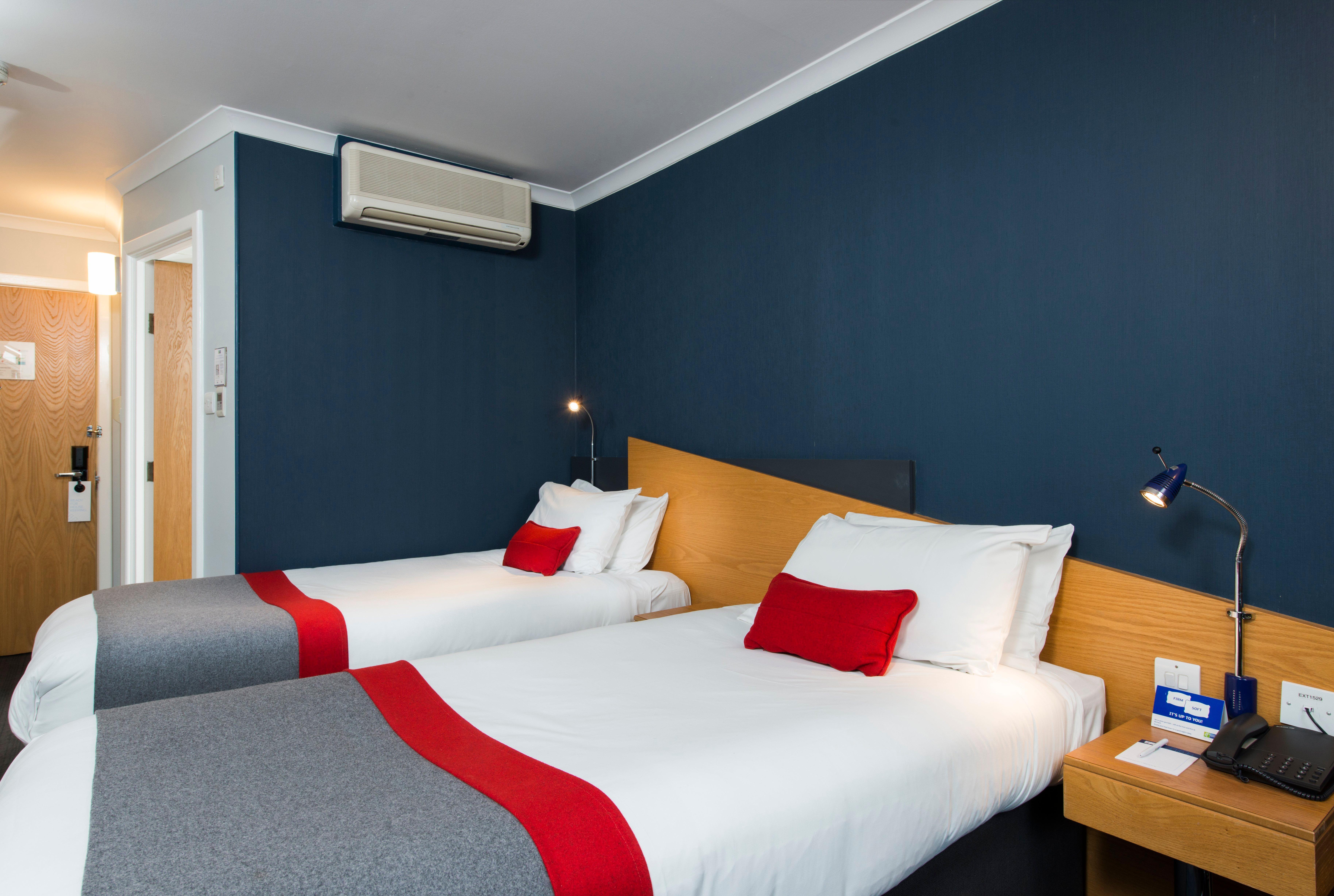 Holiday Inn Express Birmingham Oldbury By Ihg Oldbury (West Midlands) Exterior foto