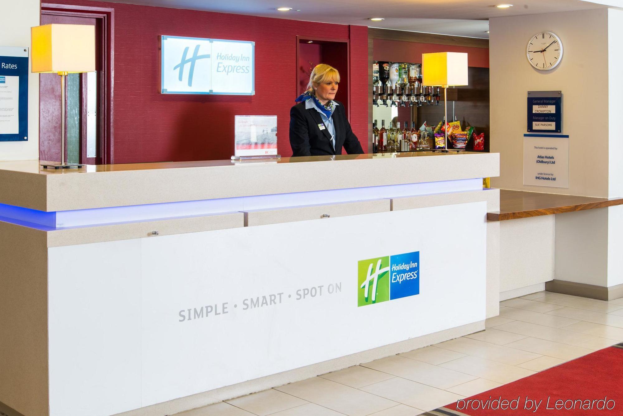 Holiday Inn Express Birmingham Oldbury By Ihg Oldbury (West Midlands) Exterior foto