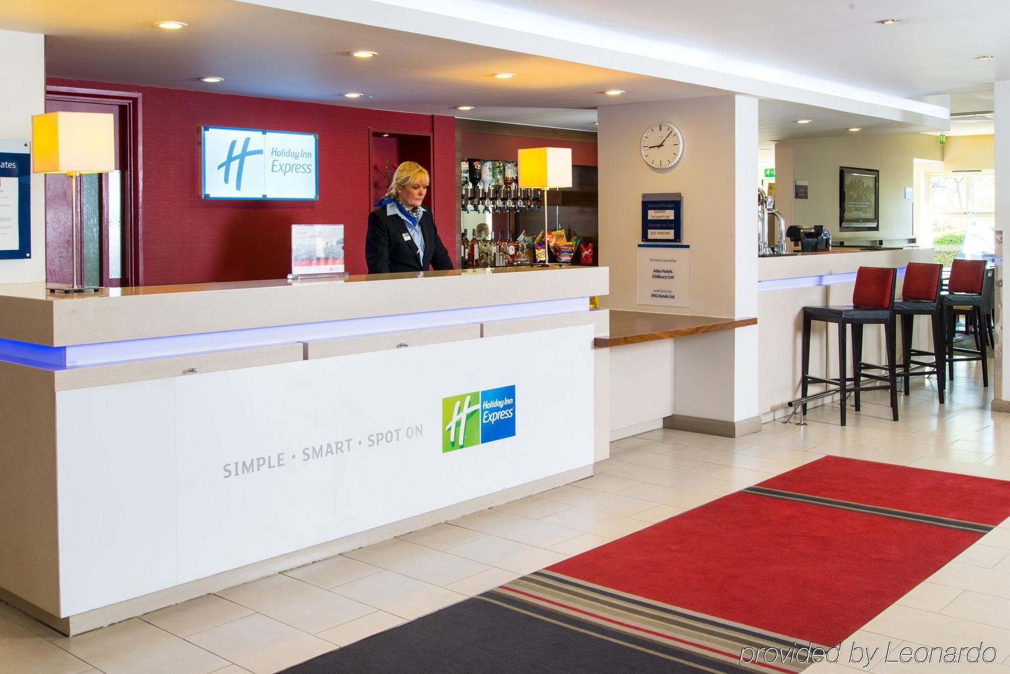 Holiday Inn Express Birmingham Oldbury By Ihg Oldbury (West Midlands) Exterior foto